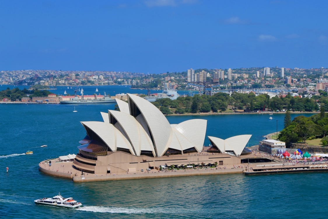 海外航空券 + ホテル予約