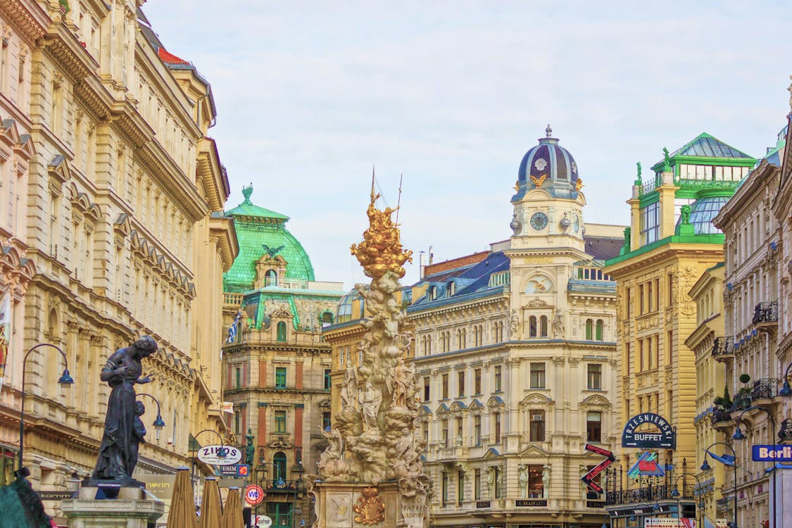 海外航空券 + ホテル予約