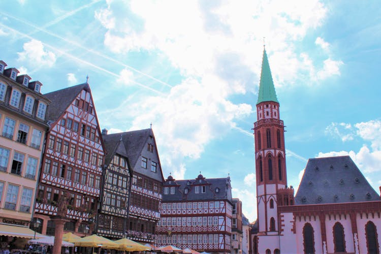 海外航空券 + ホテル予約