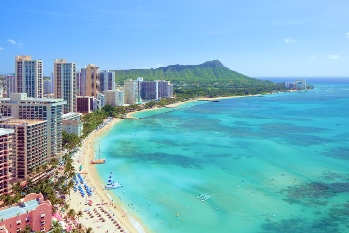 海外航空券 + ホテル予約