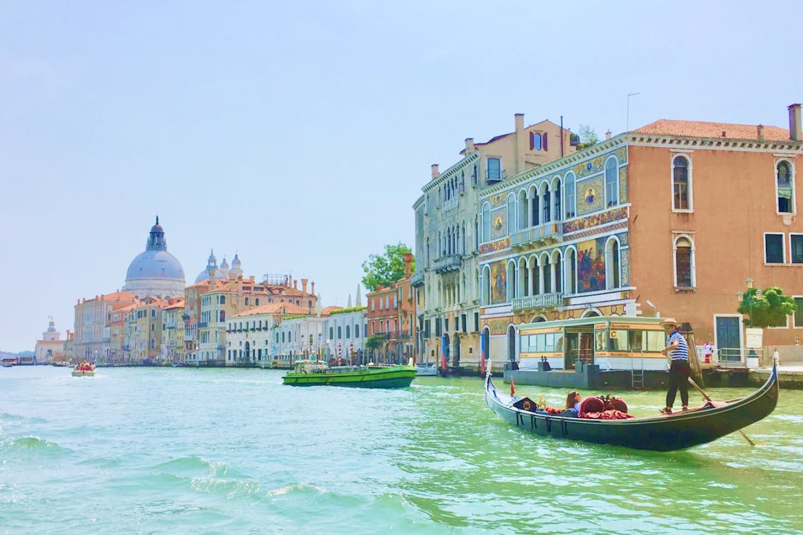 海外航空券 + ホテル予約