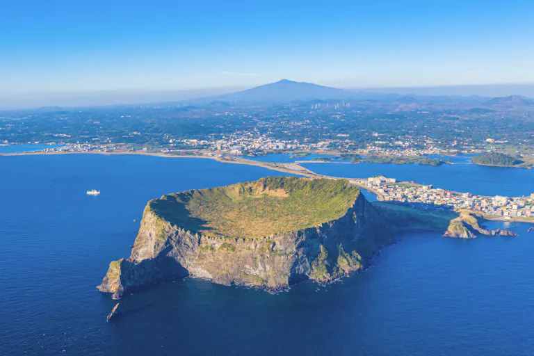 海外航空券 + ホテル予約