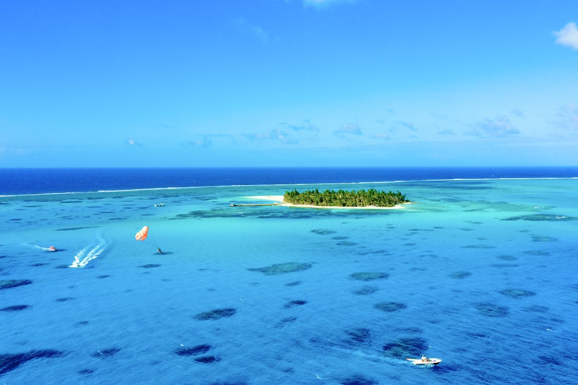 海外航空券 + ホテル予約