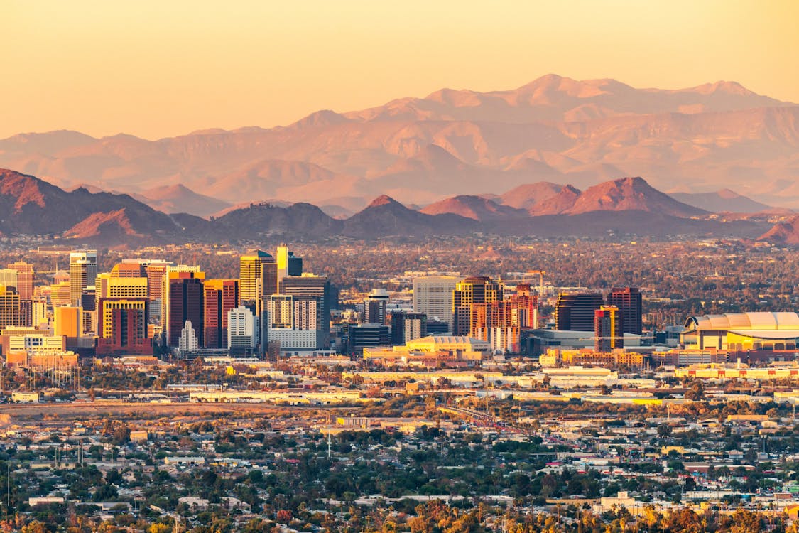 海外航空券 + ホテル予約