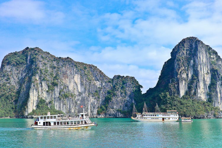 海外航空券 + ホテル予約
