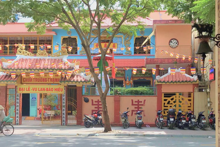 海外航空券 + ホテル予約