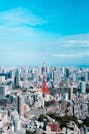 イルミネーションで輝く街と、グルメを楽しむ冬の東京旅