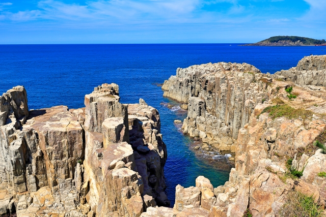 断崖絶壁からの絶景を楽しみ 温泉に癒される福井 あわら温泉の旅 福井 あわら温泉の旅行モデルコース こころから